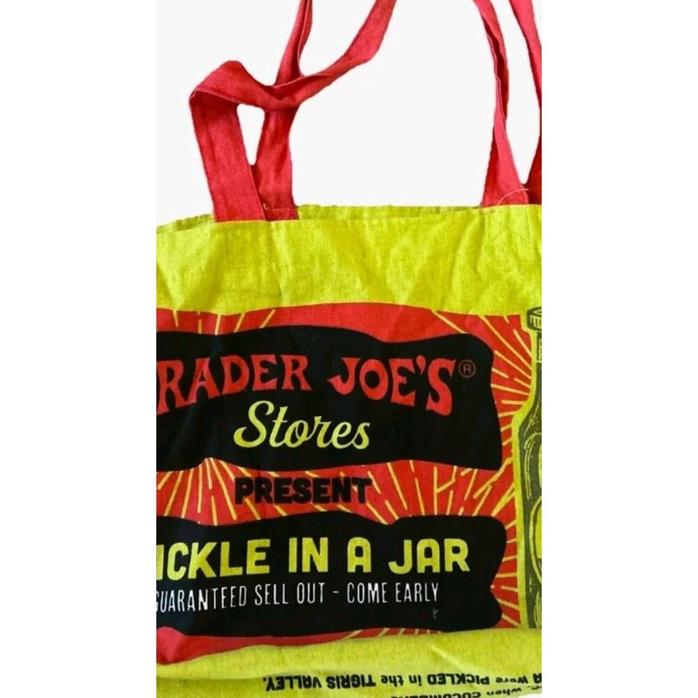 limited-edition Trader Joe's "Pickles in a Jar" canvas tote bag has discontinued